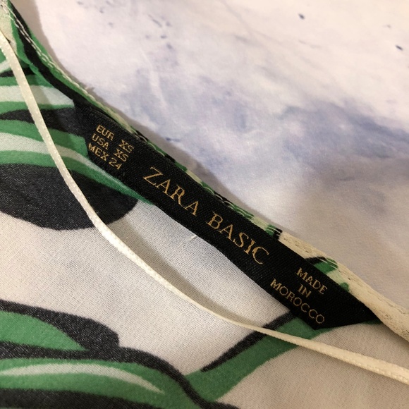 Zara Basic White & Green Palm Print Wrap Tank Top - Picture 3 of 7